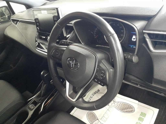 TOYOTA COROLLA SPORT 2022