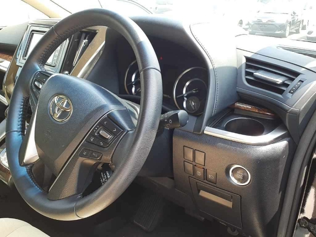 TOYOTA VELLFIRE 2019