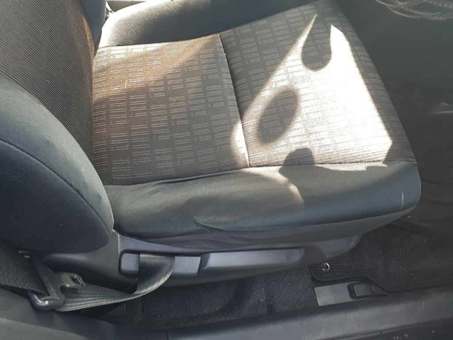 TOYOTA COROLLA RUMION 2012