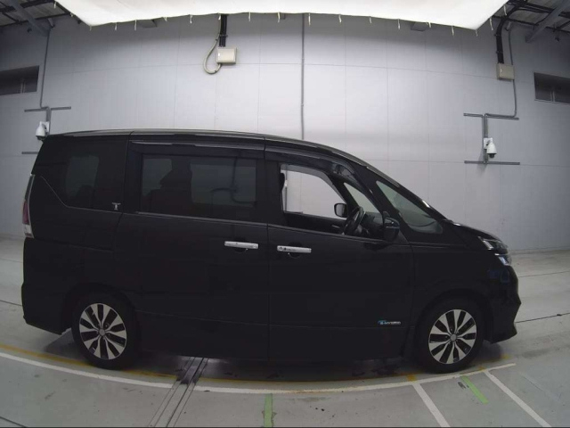 NISSAN SERENA 2016