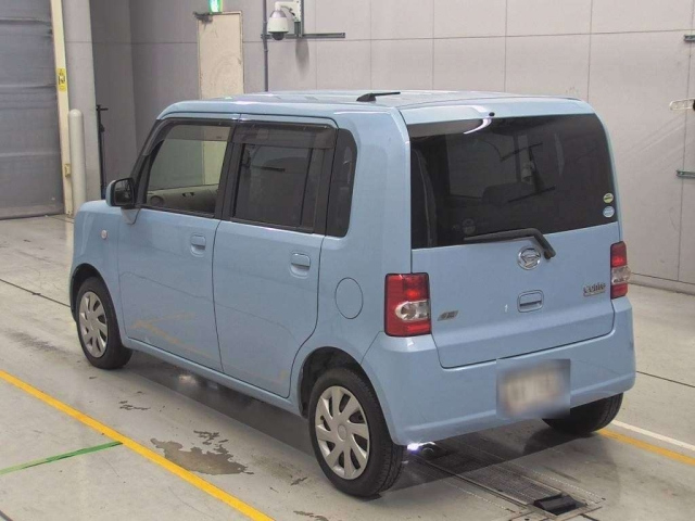 DAIHATSU MOVE CONTE 2011