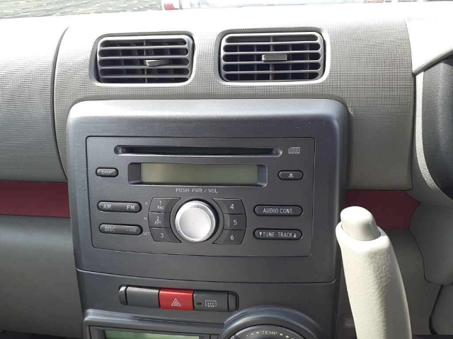 DAIHATSU MOVE CONTE 2011