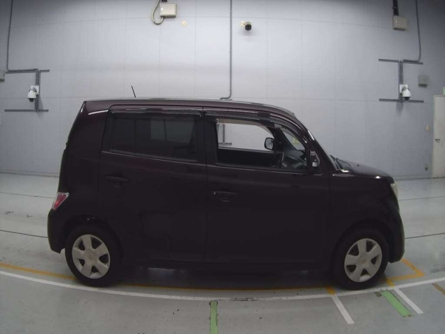 TOYOTA BB 2008