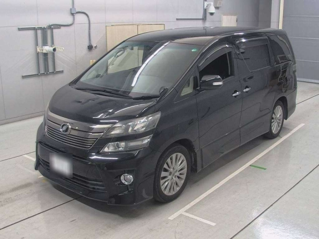 TOYOTA VELLFIRE 2013