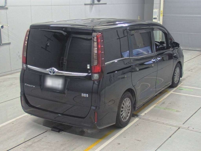 TOYOTA ESQUIRE 2015