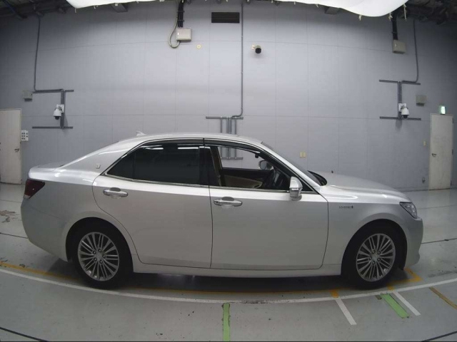 TOYOTA CROWN 2015