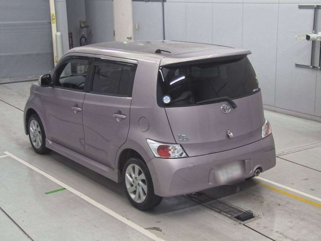 TOYOTA BB 2009