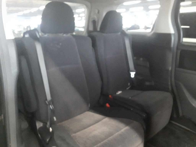TOYOTA VELLFIRE 2013