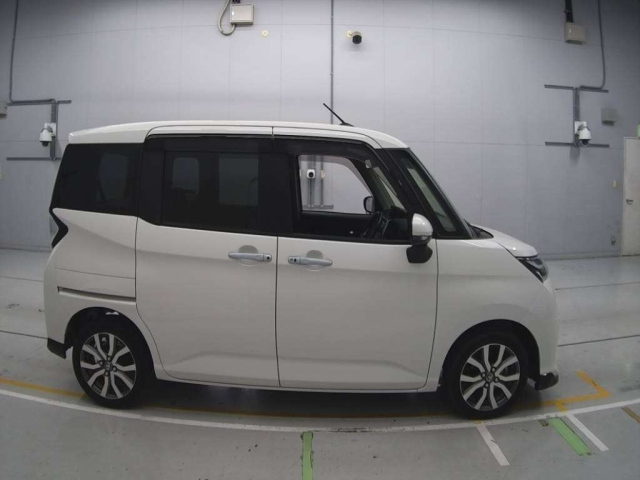 TOYOTA TANK 2020