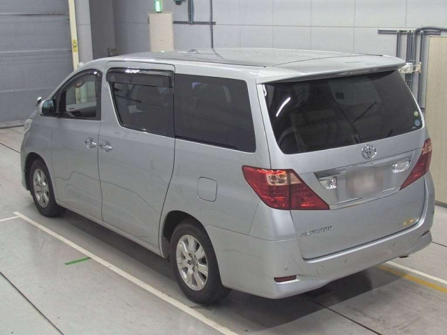 TOYOTA ALPHARD 2010