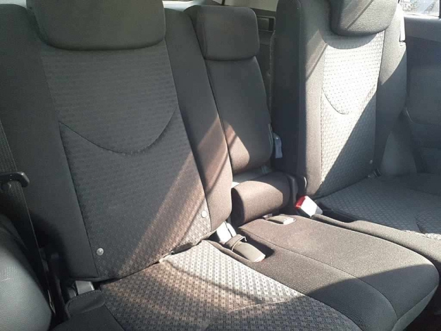 TOYOTA VANGUARD 2010