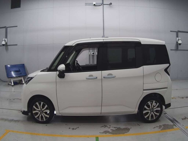 TOYOTA TANK 2020