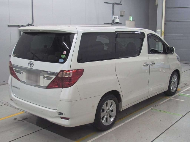 TOYOTA ALPHARD 2013