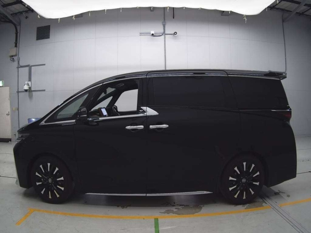 TOYOTA VELLFIRE 2024