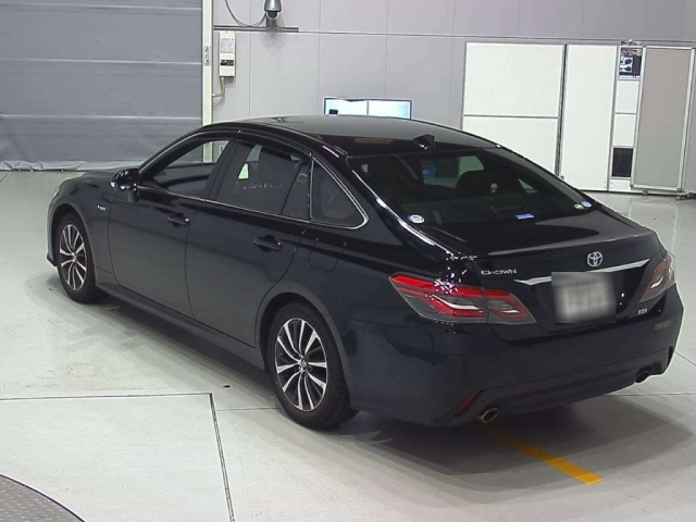 TOYOTA CROWN 2019