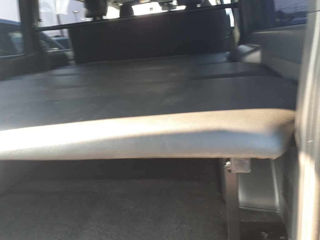 TOYOTA HIACE VAN 2022