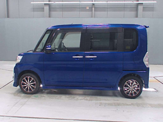 DAIHATSU TANTO 2015
