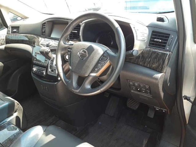 NISSAN ELGRAND 2020