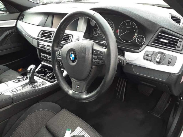 BMW 5 SERIES 2013