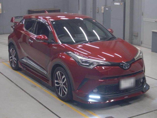 TOYOTA C-HR 2018