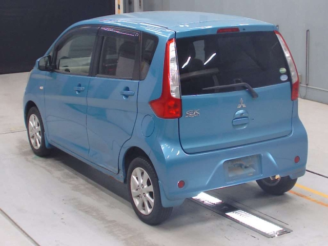 MITSUBISHI EK WAGON 2013