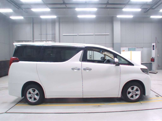 TOYOTA ALPHARD 2022