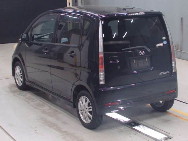 DAIHATSU MOVE 2010