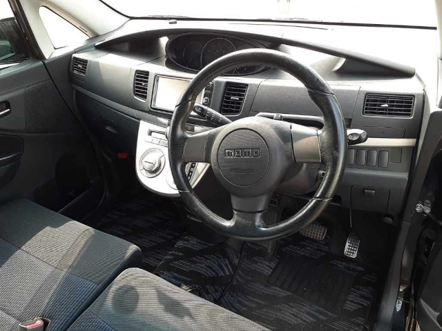 DAIHATSU MOVE 2010