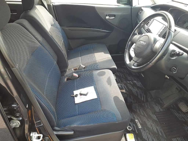 DAIHATSU MOVE 2010
