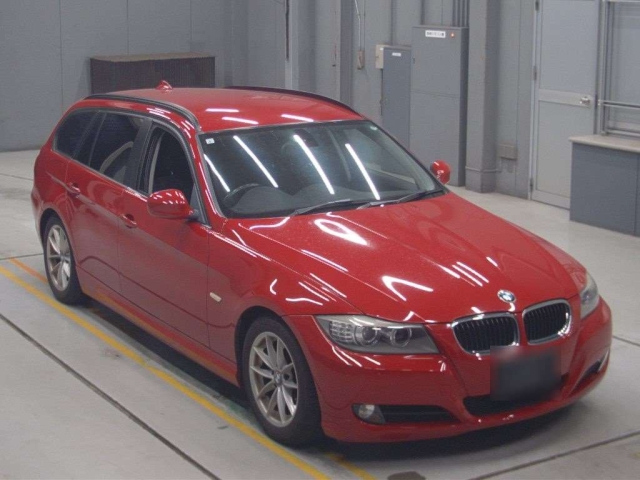 BMW 3 SERIES 2011