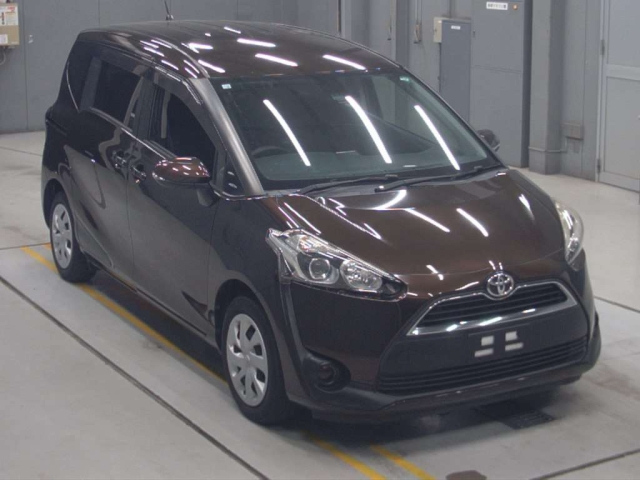 TOYOTA SIENTA 2016