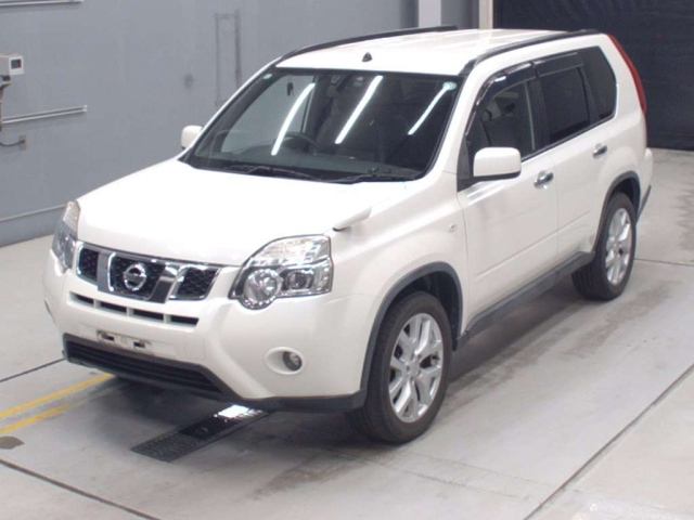 NISSAN X-TRAIL 2013