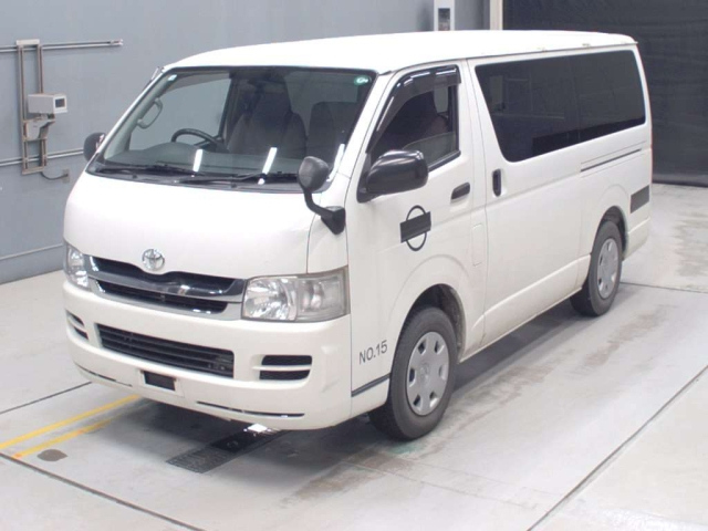 TOYOTA HIACE VAN 2008
