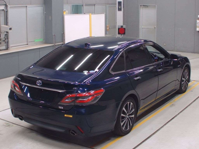 TOYOTA CROWN 2019