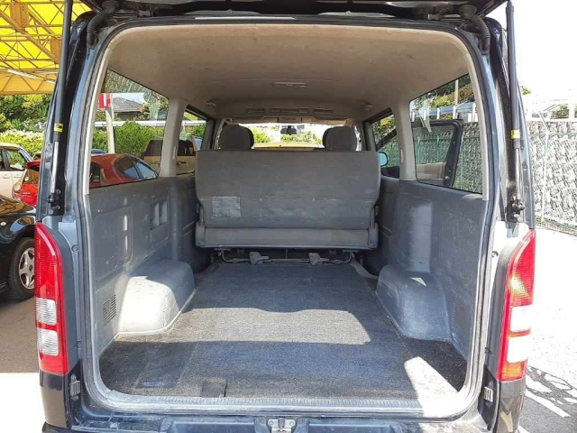 TOYOTA HIACE VAN 2008