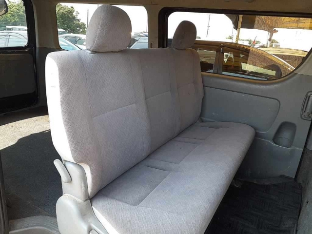 TOYOTA HIACE VAN 2008