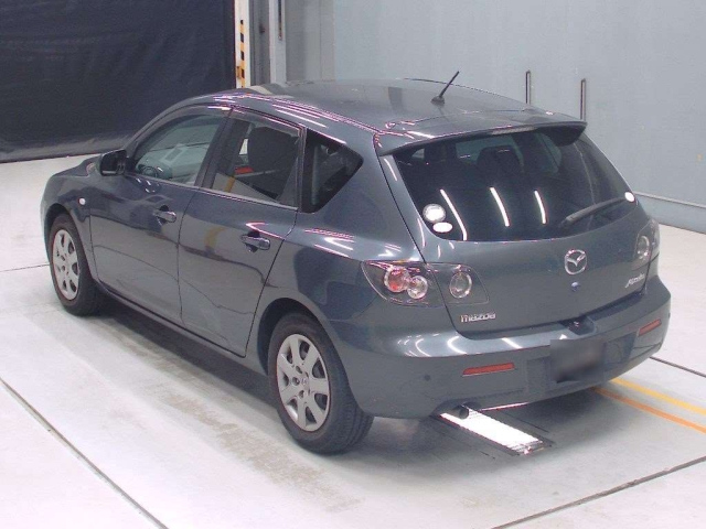 MAZDA AXELA 2009