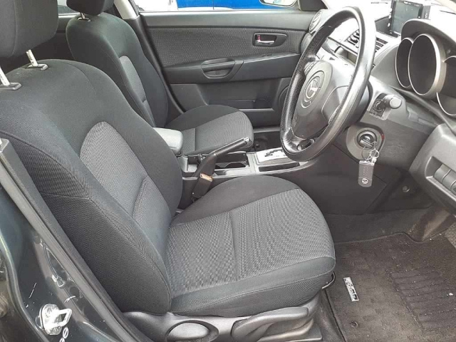MAZDA AXELA 2009