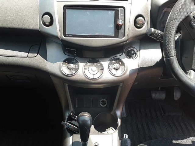 TOYOTA VANGUARD 2013
