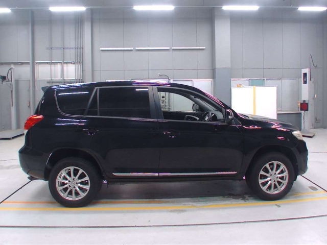 TOYOTA VANGUARD 2013