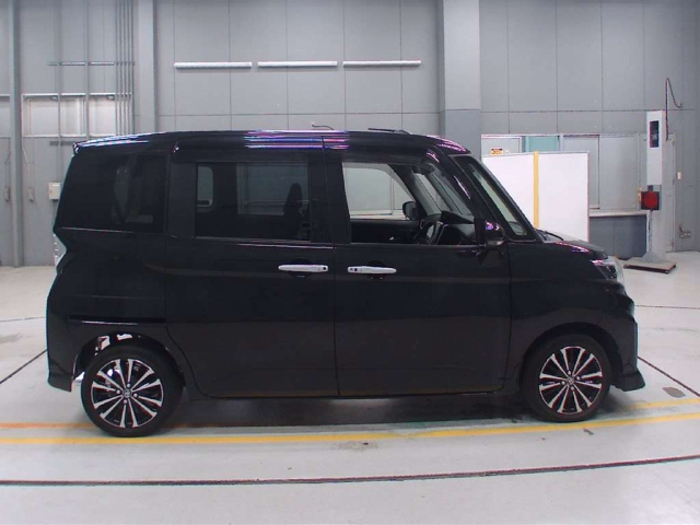TOYOTA ROOMY 2021