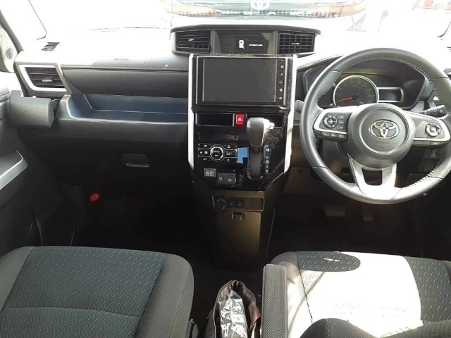 TOYOTA ROOMY 2021