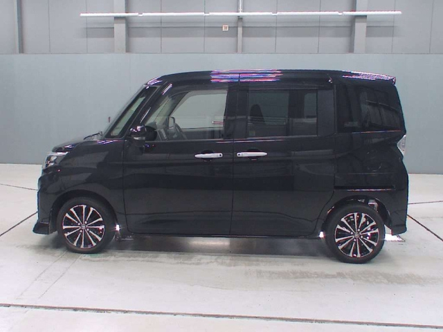 TOYOTA ROOMY 2021