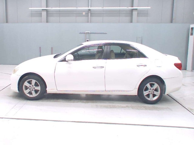 TOYOTA MARK X 2010