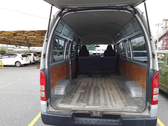 TOYOTA REGIUS ACE VAN 2013