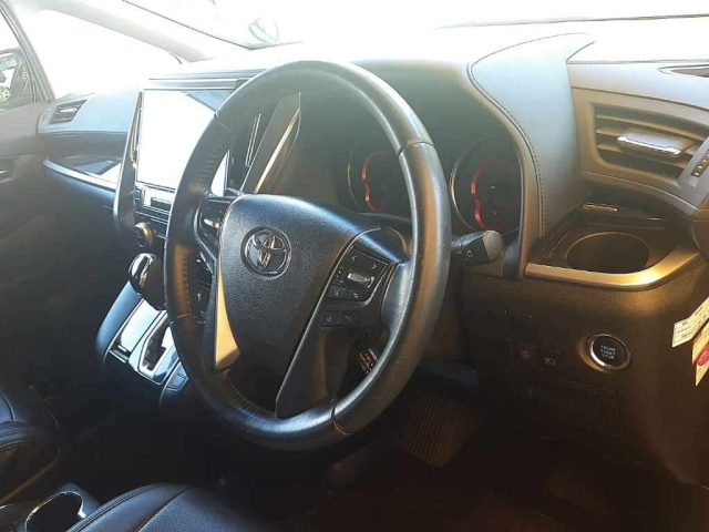 TOYOTA ALPHARD 2019
