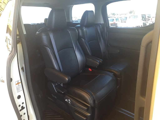 TOYOTA ALPHARD 2019