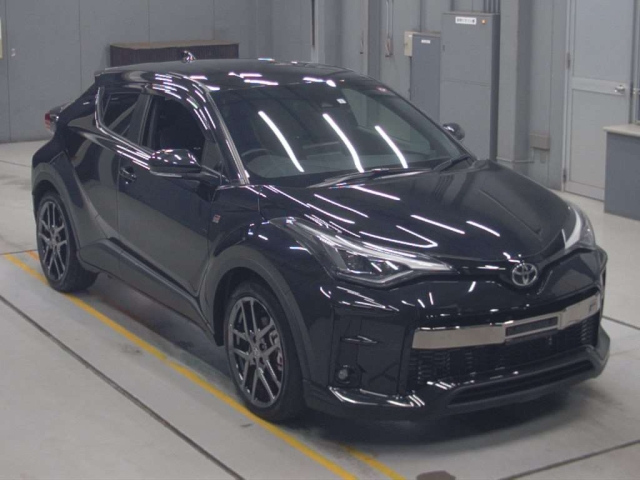TOYOTA C-HR 2023