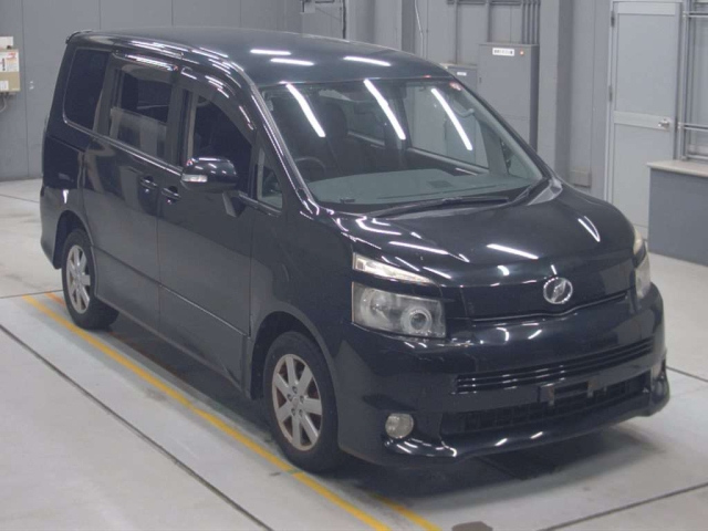 TOYOTA VOXY 2008