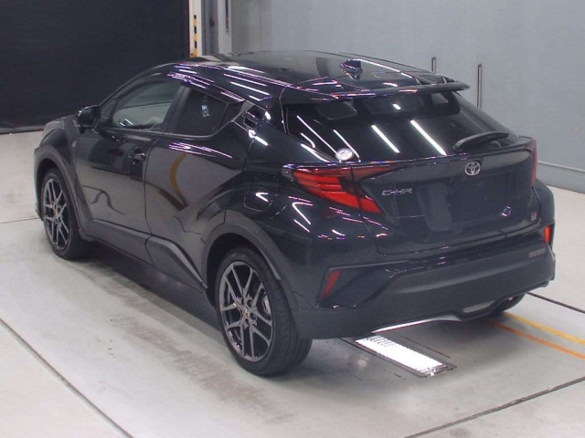 TOYOTA C-HR 2023